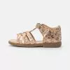 Friboo SANDALS - Riemensandalette - Rose Gold Coloured, Kinder 1 Friboo SANDALS - Riemensandalette - Rose Gold Coloured, Kinder -Günstiges Friboo Geschäft ebe0b8bb7968446fa43b2f5ed5bf048a